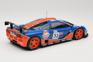 McLaren F1 GTR Gulf #33 R. Bellm / M. Weaver / J-J. Lehto 24 Hours of Le Mans 1996 UT Models 1:18 530161833 Metaal — afbeelding 3 van 8