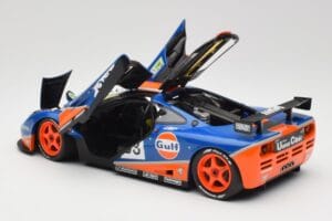 McLaren F1 GTR Gulf Racing #33 S. Bellm / A. Weaver / J. Lehto 24 Hours of Le Mans 1996 Minichamps 1:18 530133633 Metaal — afbeelding 5 van 8
