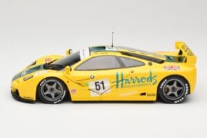 McLaren F1 GTR Harrods Mach One Racing #51 A. Wallace / D. Bell / J. Bell 24 Hours of Le Mans 1995 Minichamps 1:18 530133551  — afbeelding 4 van 8