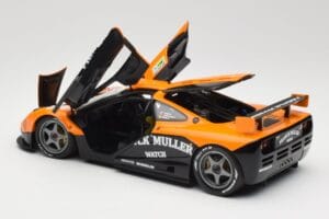 McLaren F1 GTR Kokusai Kaihatsu Racing #53 O. Giroix / J. Sala / P. Deletraz 24 Hours of Le Mans 1996 Minichamps 1:18 5301336 — afbeelding 5 van 8
