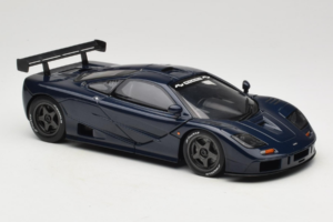 McLaren F1 GTR Le Mans Edition Paars UT Models 1:18 MCLAREN001 Metaal — afbeelding 6 van 8