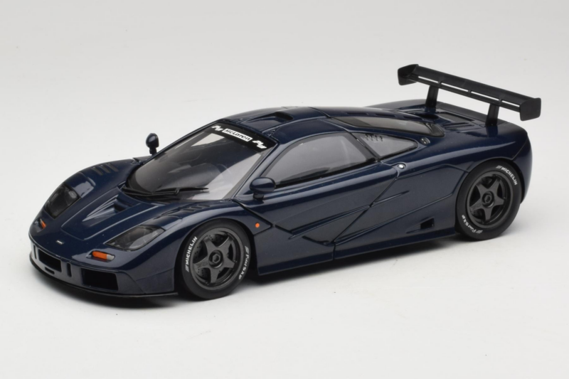McLaren F1 GTR Le Mans Edition Paars UT Models 1:18 MCLAREN001 Metaal