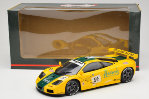 McLaren F1 GTR #51 Mach One Racing Le Mans 1995 UT Models 1:18 530151851 Metaal — afbeelding 8 van 8