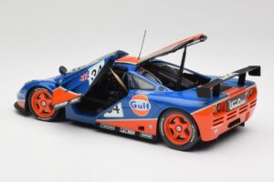 McLaren F1 GTR #34 Gulf Racing 1996 UT Models 1:18 39621 Metaal — afbeelding 5 van 8