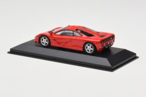 McLaren F1 Rood Minichamps 1:43 433133438 Metaal — afbeelding 3 van 4