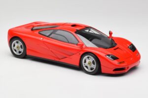 McLaren F1 Magma Rood Minichamps 1:18 530133422 Metaal — afbeelding 6 van 8