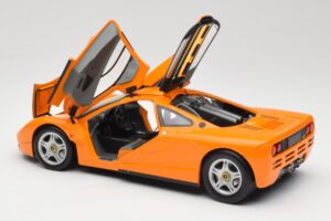 McLaren F1 Oranje Minichamps 1:18 530133421 Metaal — afbeelding 5 van 8