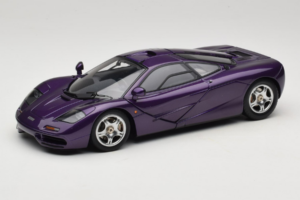 McLaren F1 Paars LCD 1:18 LCD18014-PU Metaal