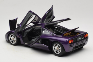 McLaren F1 Paars LCD 1:18 LCD18014-PU Metaal — afbeelding 5 van 8
