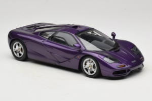 McLaren F1 Paars LCD 1:18 LCD18014-PU Metaal — afbeelding 6 van 8