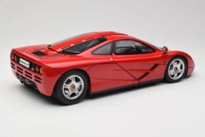 McLaren F1 Rood Minichamps 1:12 530133125 Metaal — afbeelding 3 van 9