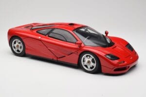 McLaren F1 Rood Minichamps 1:12 530133125 Metaal — afbeelding 7 van 9