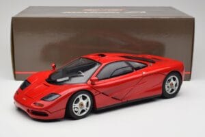 McLaren F1 Rood Minichamps 1:12 530133125 Metaal — afbeelding 9 van 9
