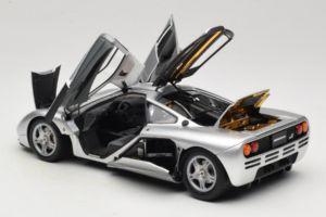 McLaren F1 Zilver LCD 1:18 LCD18014-SI Metaal — afbeelding 5 van 8