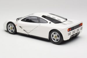 McLaren F1 Wit Minichamps 1:18 530133424 Metaal — afbeelding 7 van 8