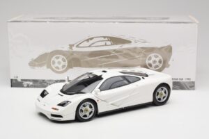 McLaren F1 Wit Minichamps 1:18 530133424 Metaal — afbeelding 8 van 8