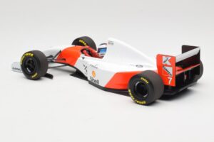 McLaren Ford MP4/8 #7 M. Hakkinen 1993 Minichamps 1:18 530931837 Metaal — afbeelding 5 van 6