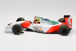 McLaren MP4/8 Ford #8 A. Senna Winner Australian GP 1993 Minichamps 1:18 540933838 Metaal — afbeelding 4 van 7