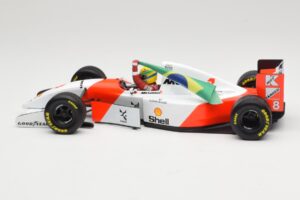 McLaren MP4/8 Ford #8 A. Senna Winner European GP Donington 1993 Minichamps 1:18 540931848 Metaal — afbeelding 3 van 6