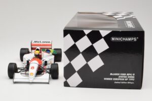 McLaren MP4/8 Ford #8 A. Senna Winner European GP Donington 1993 Minichamps 1:18 540931848 Metaal — afbeelding 6 van 6