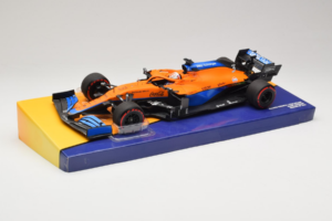 McLaren MCL35M Mercedes #3 D. Ricciardo McLaren F1 Team Bahrain Grand Prix 2021 Minichamps 1:18 533211803 Hars — afbeelding 2 van 7