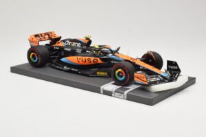 McLaren MCL60 #4 L. Norris F1 2023 Minichamps 1:18 537231804 Metaal — afbeelding 4 van 6