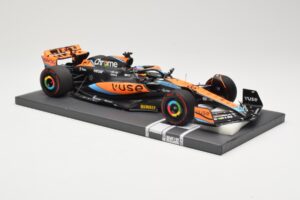McLaren MCL60 #81 O. Piastri F1 2023 Minichamps 1:18 537231881 Metaal — afbeelding 4 van 6