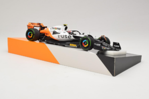 McLaren MCL60 #4 L. Norris McLaren F1 Team Monaco Grand Prix 2023 Minichamps 1:18 533232504 Hars — afbeelding 4 van 7