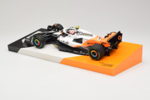 McLaren MCL60 #4 L. Norris McLaren F1 Team Monaco Grand Prix 2023 Minichamps 1:18 533232504 Hars — afbeelding 5 van 7