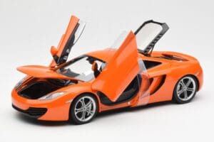 McLaren MP4-12C Oranje AUTOart 1:18 76006 Metaal — afbeelding 2 van 8