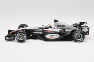 McLaren MP4-19 Mercedes J.P. Montoya Test Car 2005 Minichamps 1:18 533051880 Metaal — afbeelding 3 van 7