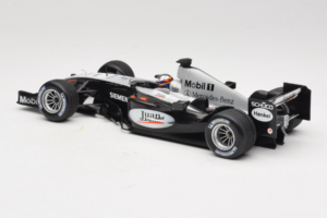 McLaren MP4-19 Mercedes J.P. Montoya Test Car 2005 Minichamps 1:18 533051880 Metaal — afbeelding 5 van 7