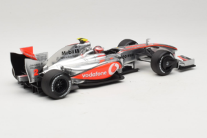 McLaren MP4-24 Mercedes #2 H. Kovalainen F1 2009 Dealer Edition Minichamps 1:18 B66960041 Metaal — afbeelding 2 van 7