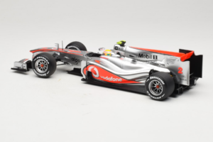 McLaren MP4-25 Mercedes #2 L. Hamilton Vodafone McLaren F1 2010 Minichamps 1:18 530101802 Metaal — afbeelding 5 van 7