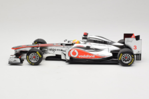 McLaren MP4-26 Mercedes #3 L. Hamilton Vodafone McLaren F1 2011 Minichamps 1:18 530111803 Metaal — afbeelding 3 van 7