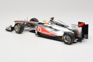 McLaren MP4-26 Mercedes #3 L. Hamilton Vodafone McLaren F1 2011 Minichamps 1:18 530111803 Metaal — afbeelding 5 van 7