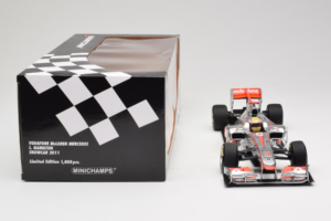 McLaren MP4-26 Mercedes #3 L. Hamilton Vodafone McLaren Showcar F1 2011 Minichamps 1:18 530111873 Metaal — afbeelding 7 van 7