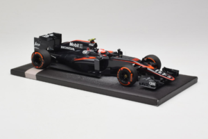 McLaren MP4-30 Honda #22 J. Button McLaren Honda F1 Team Spanish Grand Prix 2015 Minichamps 1:18 537151122 Metaal — afbeelding 4 van 7