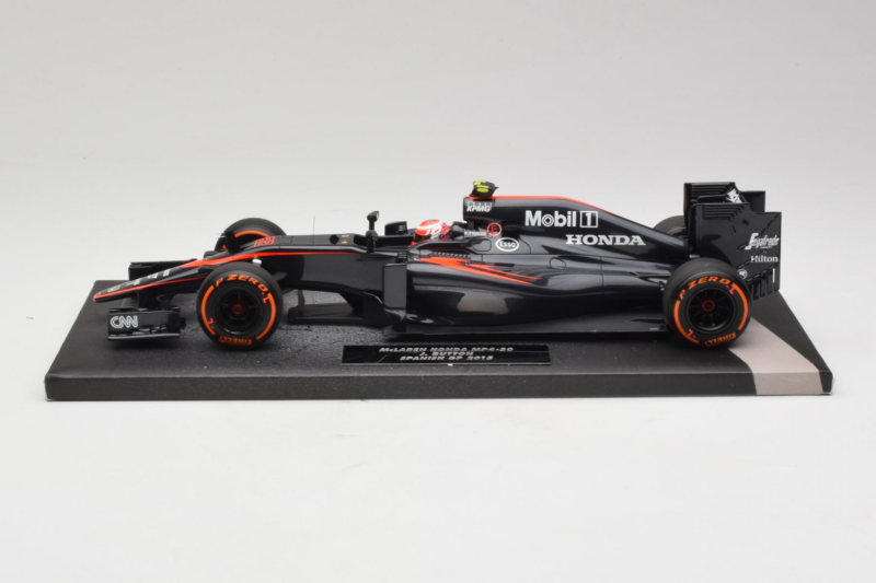 McLaren MP4-30 Honda #22 J. Button McLaren Honda F1 Team Spanish Grand Prix 2015 Minichamps 1:18 537151122 Metaal
