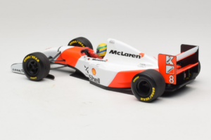 McLaren MP4/8 Ford #8 A. Senna Marlboro McLaren 1993 Minichamps 1:18 540931808 Metaal — afbeelding 5 van 7