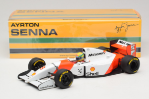 McLaren MP4/8 Ford #8 A. Senna Marlboro McLaren 1993 Minichamps 1:18 540931808 Metaal — afbeelding 7 van 7