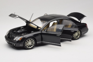 Maybach 57S Zwart AUTOart 1:18 76156 Metaal — afbeelding 2 van 7
