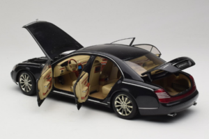 Maybach 57S Zwart AUTOart 1:18 76156 Metaal — afbeelding 5 van 7