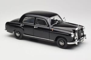 Mercedes 180 W120 Ponton Zwart Revell 1:18 08973 Metaal — afbeelding 6 van 8