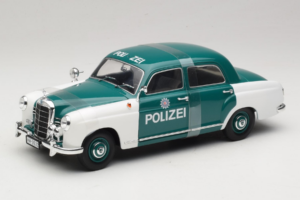 Mercedes 180 Ponton Polizei Revell 1:18 8863 Metaal