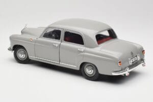 Mercedes 180 W120 Ponton Graphite Grey Revell 1:18 08974 Metaal — afbeelding 7 van 8
