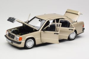 Mercedes 190E W201 2.3-16 Smoke Silver Metallic Norev 1:18 183831 Metaal — afbeelding 2 van 8