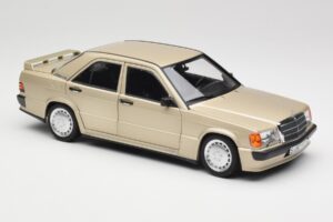 Mercedes 190E W201 2.3-16 Smoke Silver Metallic Norev 1:18 183831 Metaal — afbeelding 6 van 8