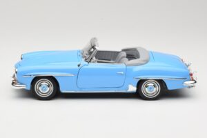 Mercedes 190 SL W121 Lichtblauw Norev 1:18 183400 Metaal — afbeelding 4 van 8
