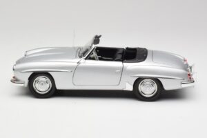 Mercedes 190 SL W121 Zilver Grijs Minichamps 1:18 100037031 Metaal — afbeelding 4 van 8